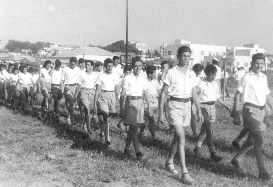 יום הים מאי 1944 – גדוד סער – מימין: זאב חיימוני, ברוך זיו